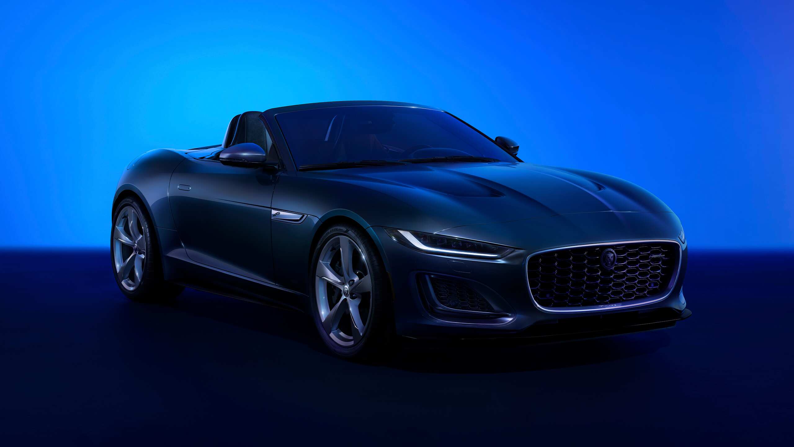 Jaguar F TYPE Luxury Sports Car Jaguar Jaguar F TYPE Luxury Sports Car Jaguar